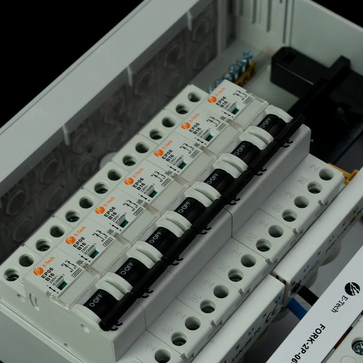 E-TECH 1 fase 7 groepen - Image 5